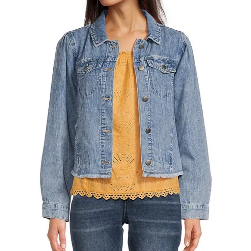Democracy | Point Collar Long Sleeve Frayed Hem Denim Jacket | Size Small